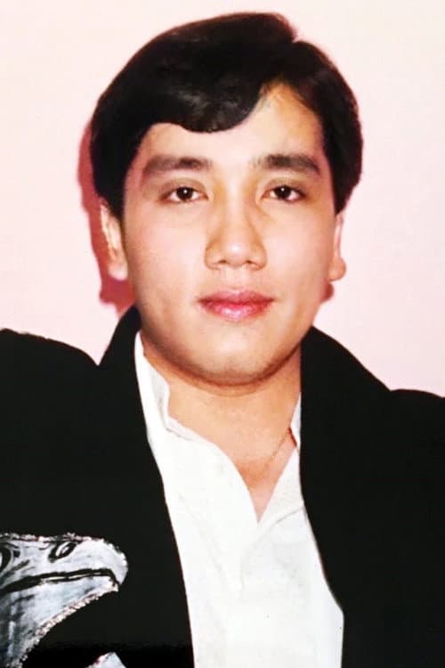 Elvis Phương