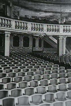 Du Salon indien au multiplexe