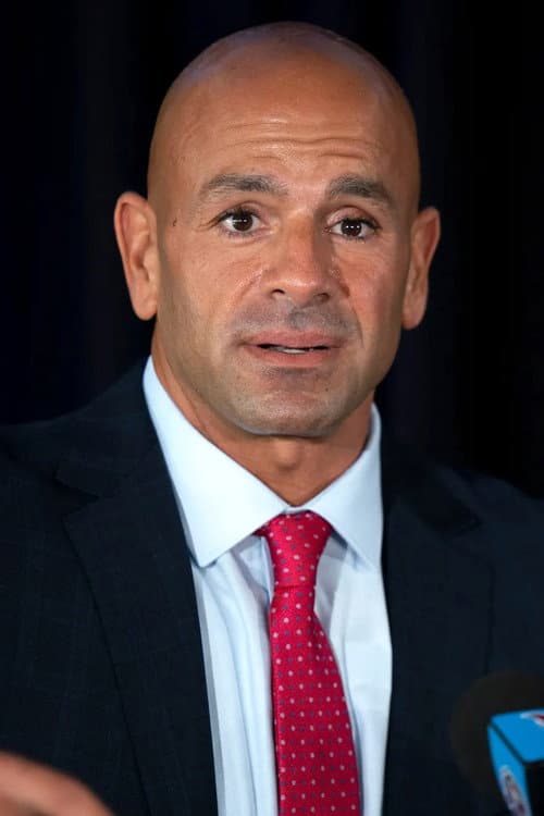 Robert Saleh