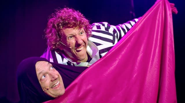 Ashton Brothers: Enfants Terribles