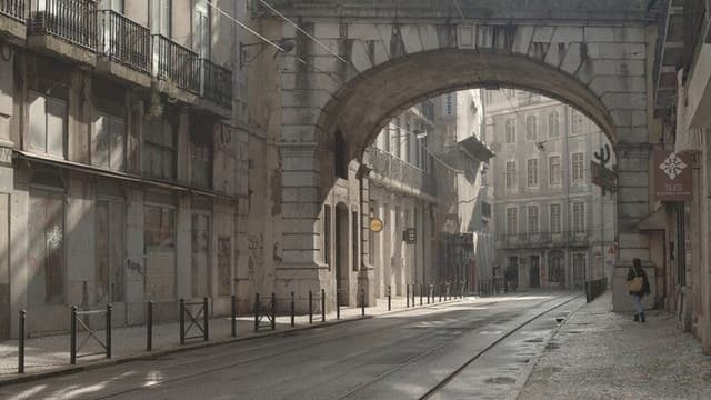 Lisbon, Sad and Happy City