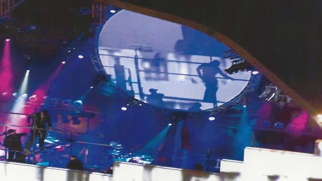 Pink Project: The Wall Live 2010