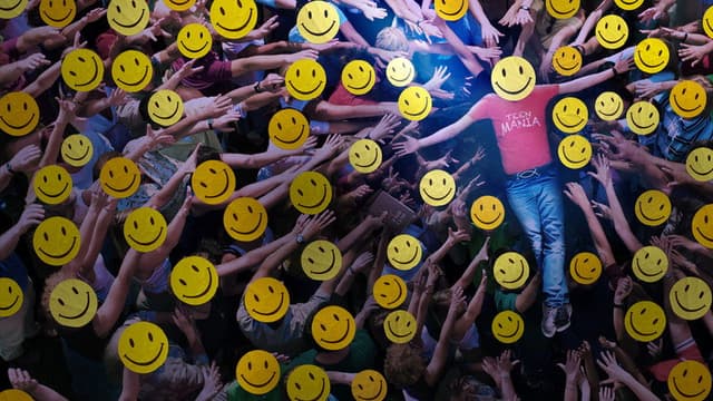 Shiny Happy People