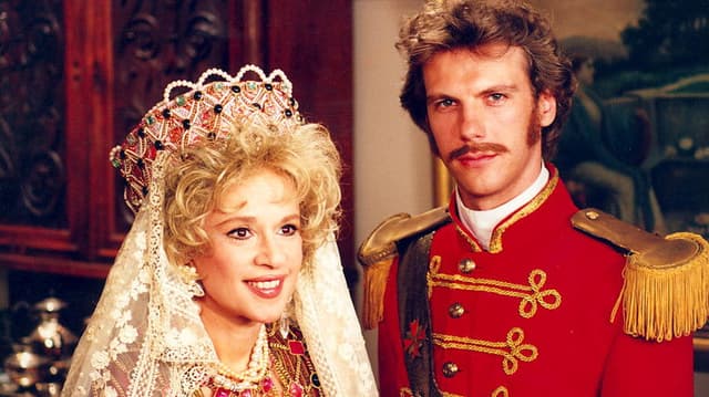 Και Εύθυμη και Χήρα