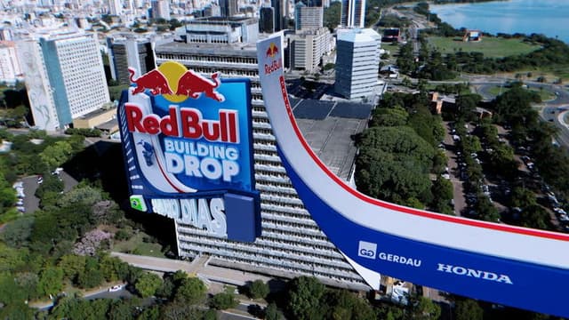 Sandro Dias's Ultimate Skate Ramp