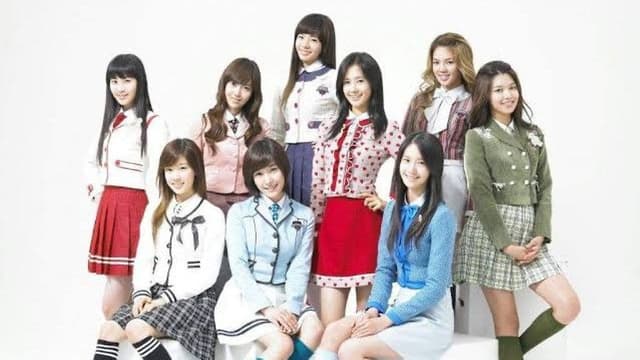 Girls' Generation Goes to School
