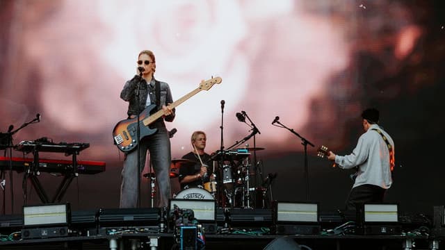 London Grammar - Rock en Seine 2025