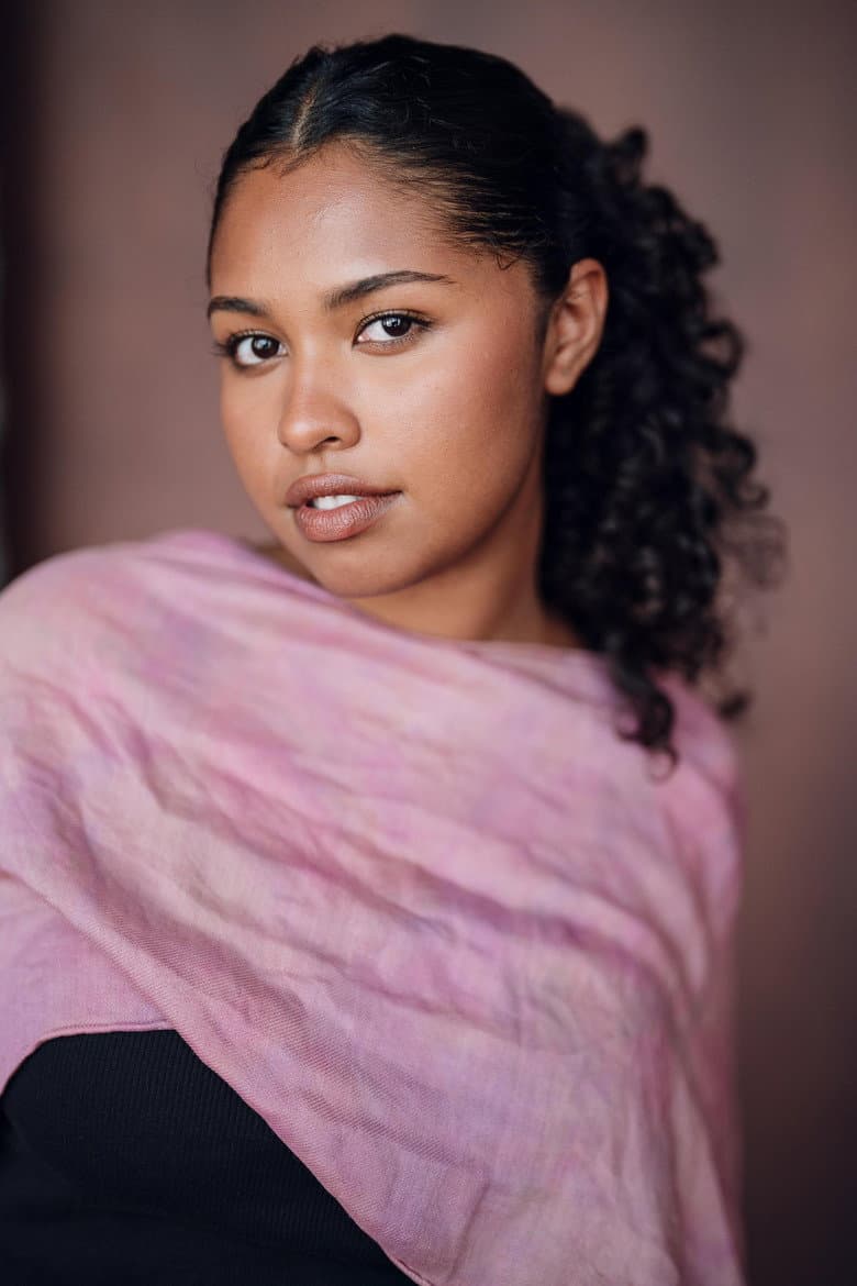 Roshni Edwards