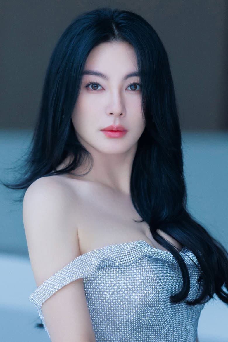 Zhang Yuqi