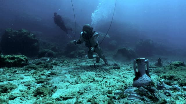 The Two-Thousand-Year-Old Computer