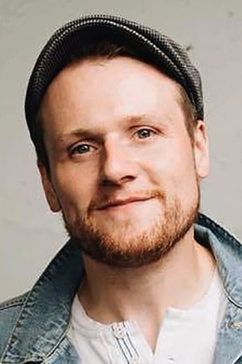Chris Llewellyn