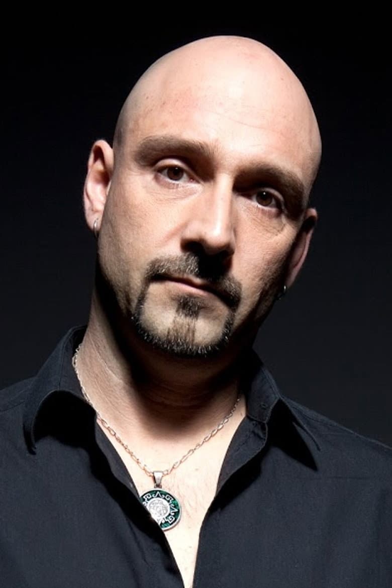 Oliver Hartmann