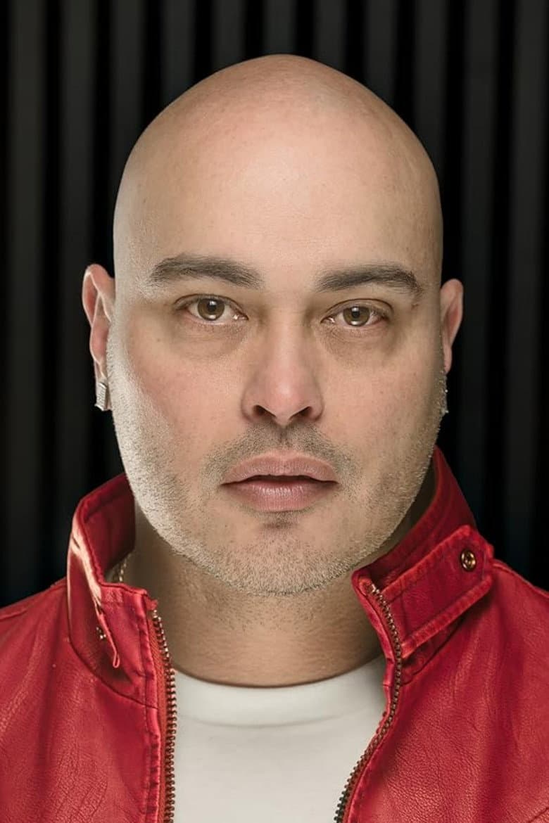 Tony  Bentajado