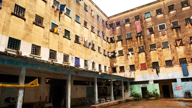 The Prisoner of the Iron Bars