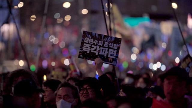 빛의 혁명, 민주주의를 지키다