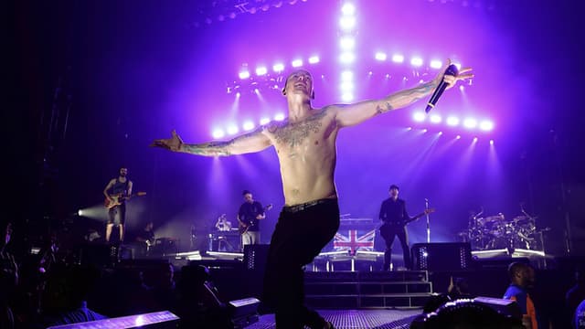 LINKIN PARK: One More Light Tour (Live From Barclaycard Arena) - 7/6/2017