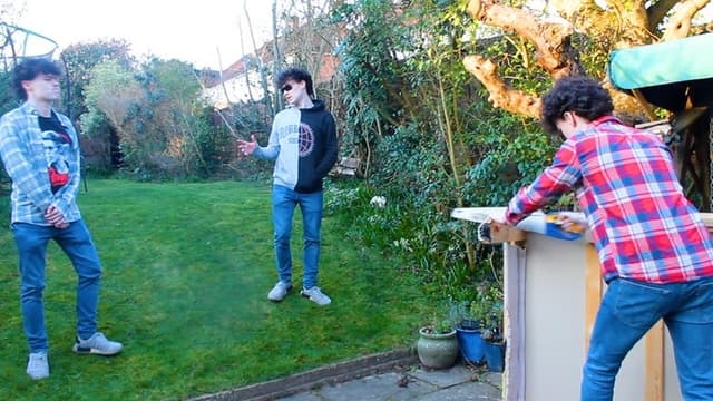 DONOVAN 17: THE WEEKEND WARS