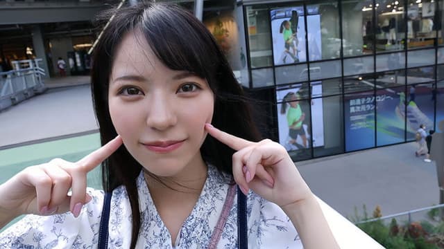 清楚系な彼女が裏では発作的ヤリマン女！？所構わず勃起させ強引にハメてくるむっつり本性むき出し初デート！！ 浅野こころ