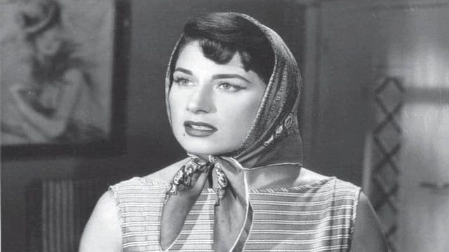 Laila, Daughter of the Beach