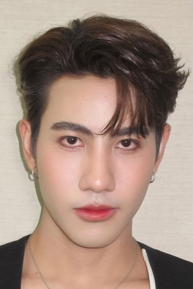 Shark Thitipas Konwong