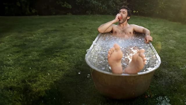 Thomas VDB acclimatizes