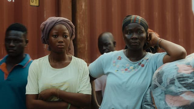 Zjili: A Story of Sisterhood and The Burdens of Excess