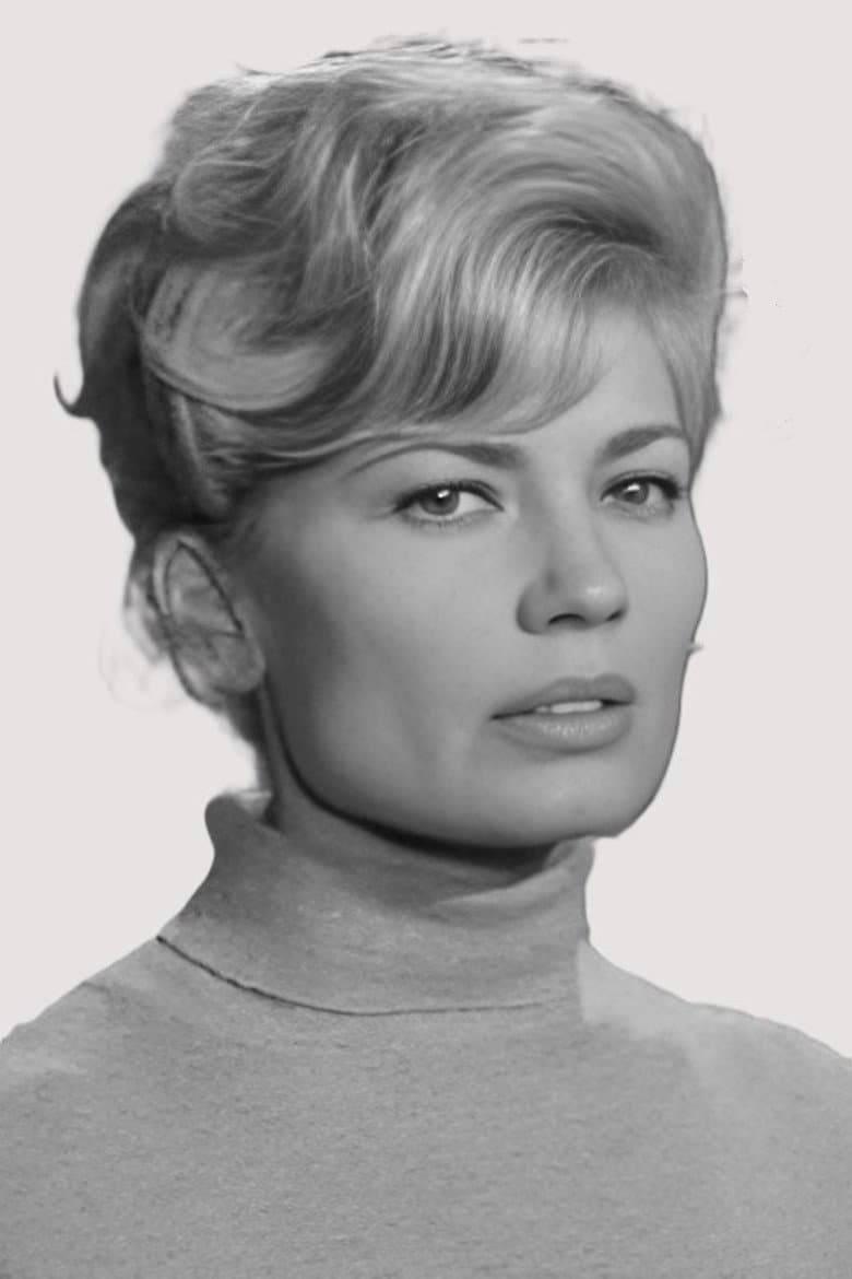 Nadia Sanders