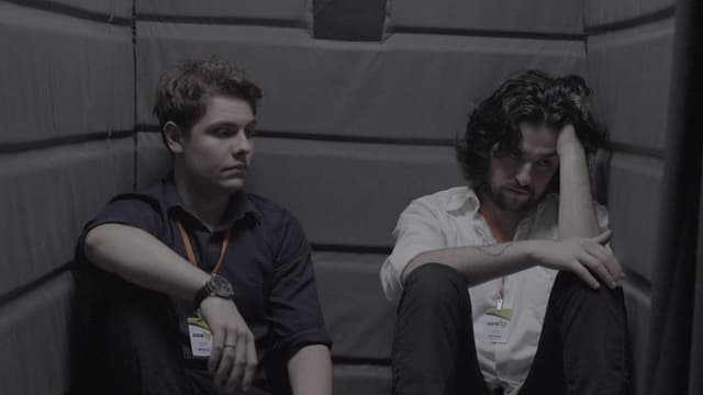 O Mesmo Encontra-se Parado