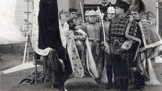 The Colonel and the King