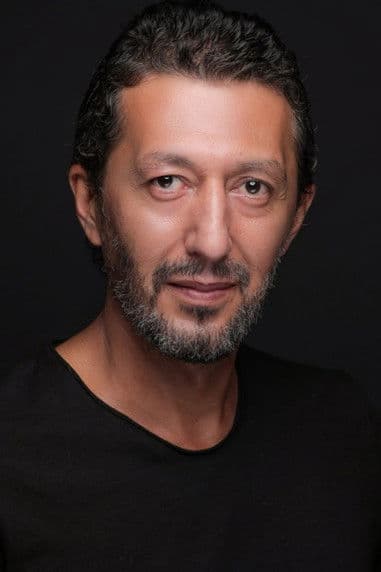 Mustafa Ozer