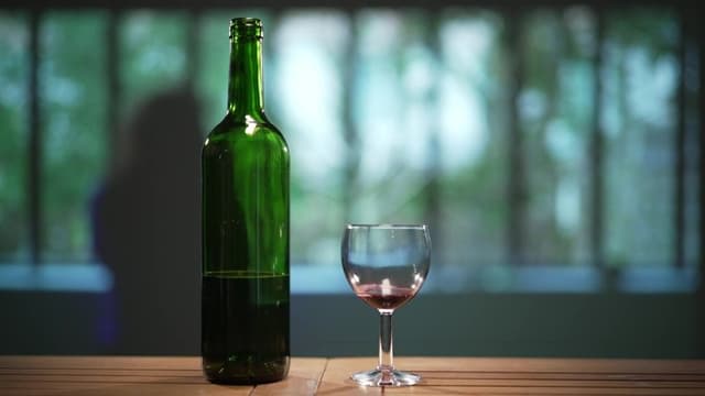 Alcool au féminin, elles brisent le tabou