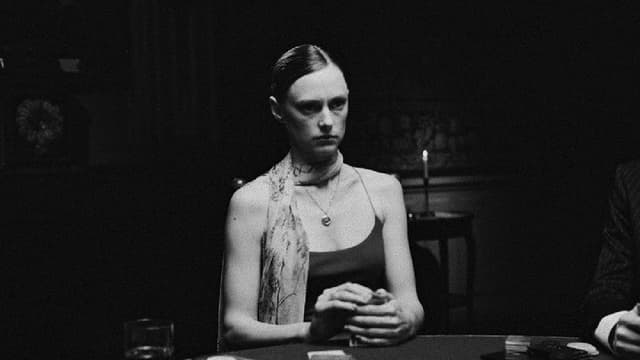 If Five Kings Were Worth This Queen