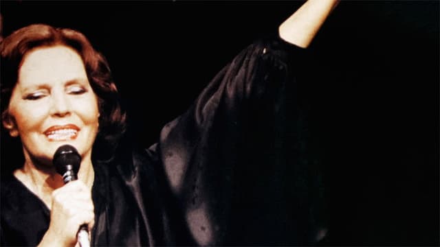 Amália Rodrigues - Live in Japan