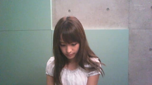 スキャンダル【熱愛編】 真剣交際でお持ち帰りされた桃乃木かな 盗撮映像 そのままAV発売！180分SPECIAL