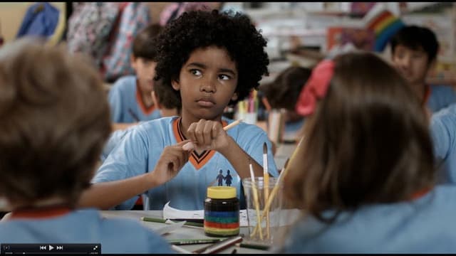 Dúdú e o Lápis Cor da Pele