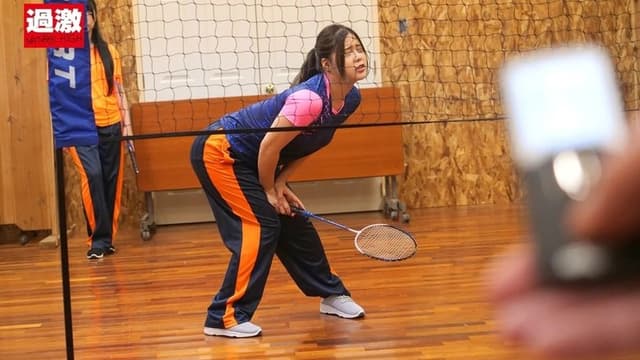 「お尻にもマ〇コにもチ〇コください…」アナルに媚薬リモバイを入れられ遠隔ケツイキ発情!アナニ―中に再び襲われ下半身が窒息するほど交互ズボ挿し2穴ピストンを懇願するスポーツ女子2