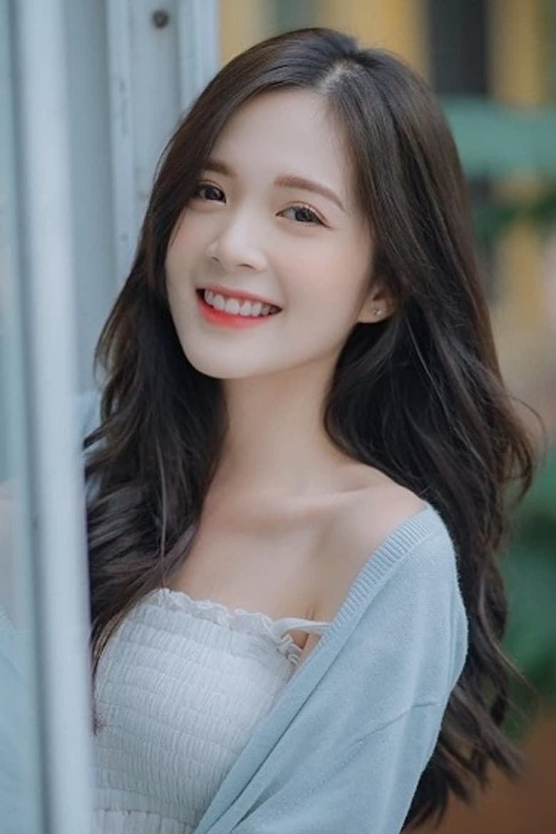 Nguyễn Hoàng Ngọc Huyền