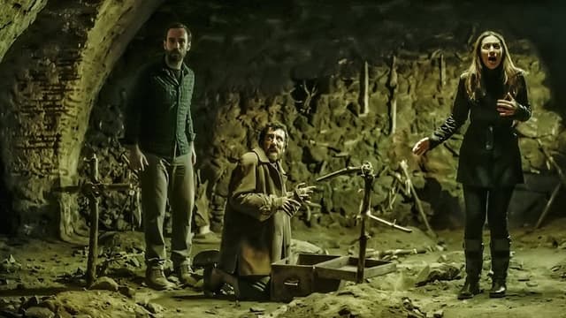 D@bbe: Curse of the Jinn