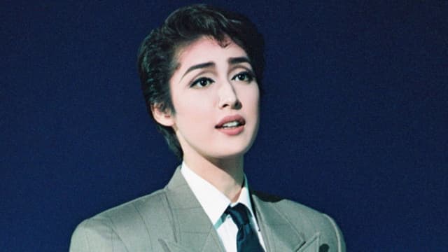 Le Mistral -The Man Who Disappeared in the Mirror-