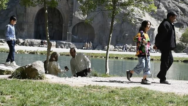 The Sound of Water Footsteps