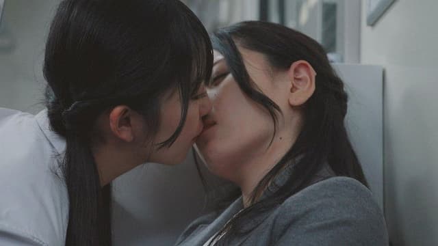 Densha no naka dake shika awanai: Watashi no kuchibiru (Chu!) Furendo