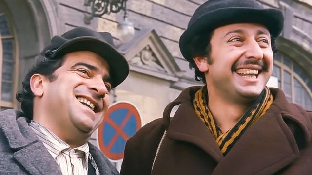 Where Are These Guys Looking At?